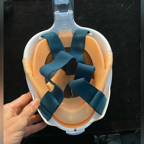 Easy Breath Subea snorkel mask S/M female or child face - Picture 2 of 9